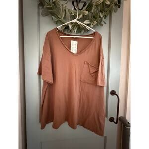 Zenana NWT Oversized Pocket T-Shirt, Size Medium